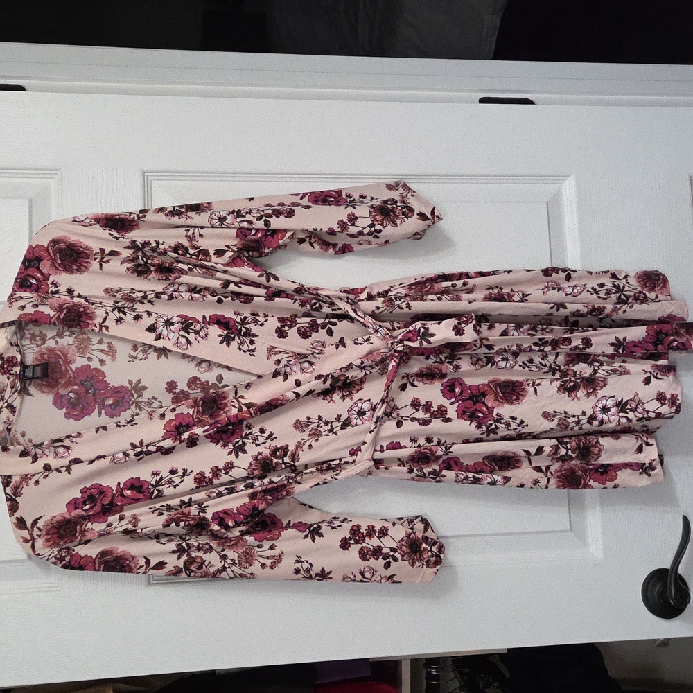NANETTE LEPORE FLORAL BELTED ROBE LOUNGEWEAR PINK MAUVE CREAM SMALL